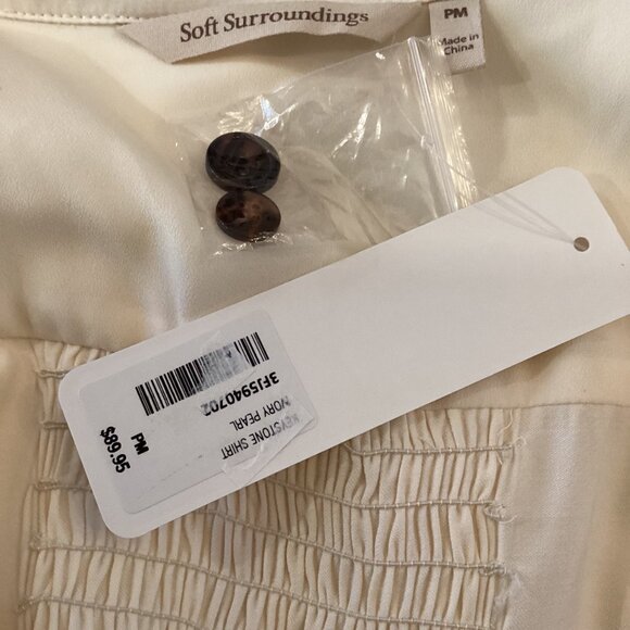 Soft Surroundings Top Size Medium MP Satin Ivory‎ Button-Down Shirt Long Sleeve - Picture 2 of 7